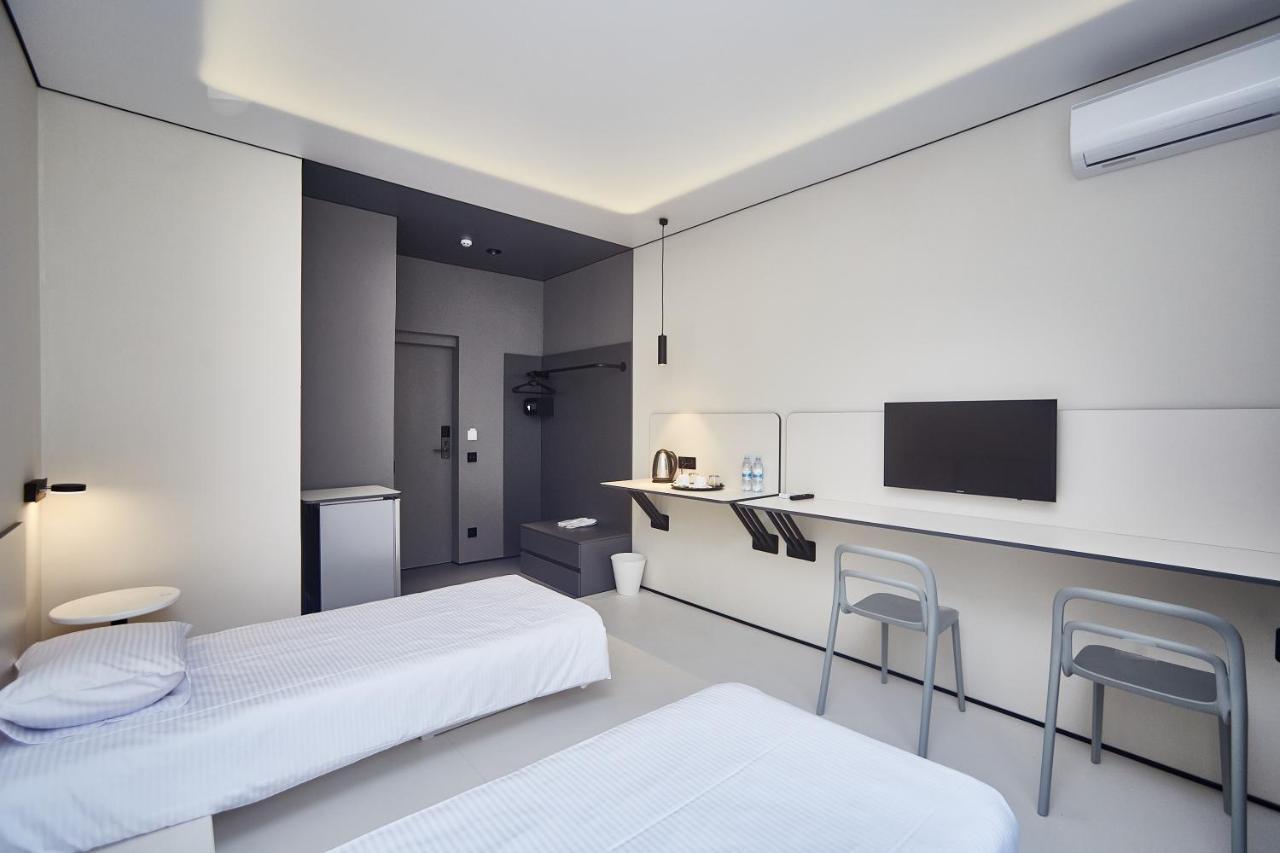 Ultramarinn Hotel Odessa Esterno foto