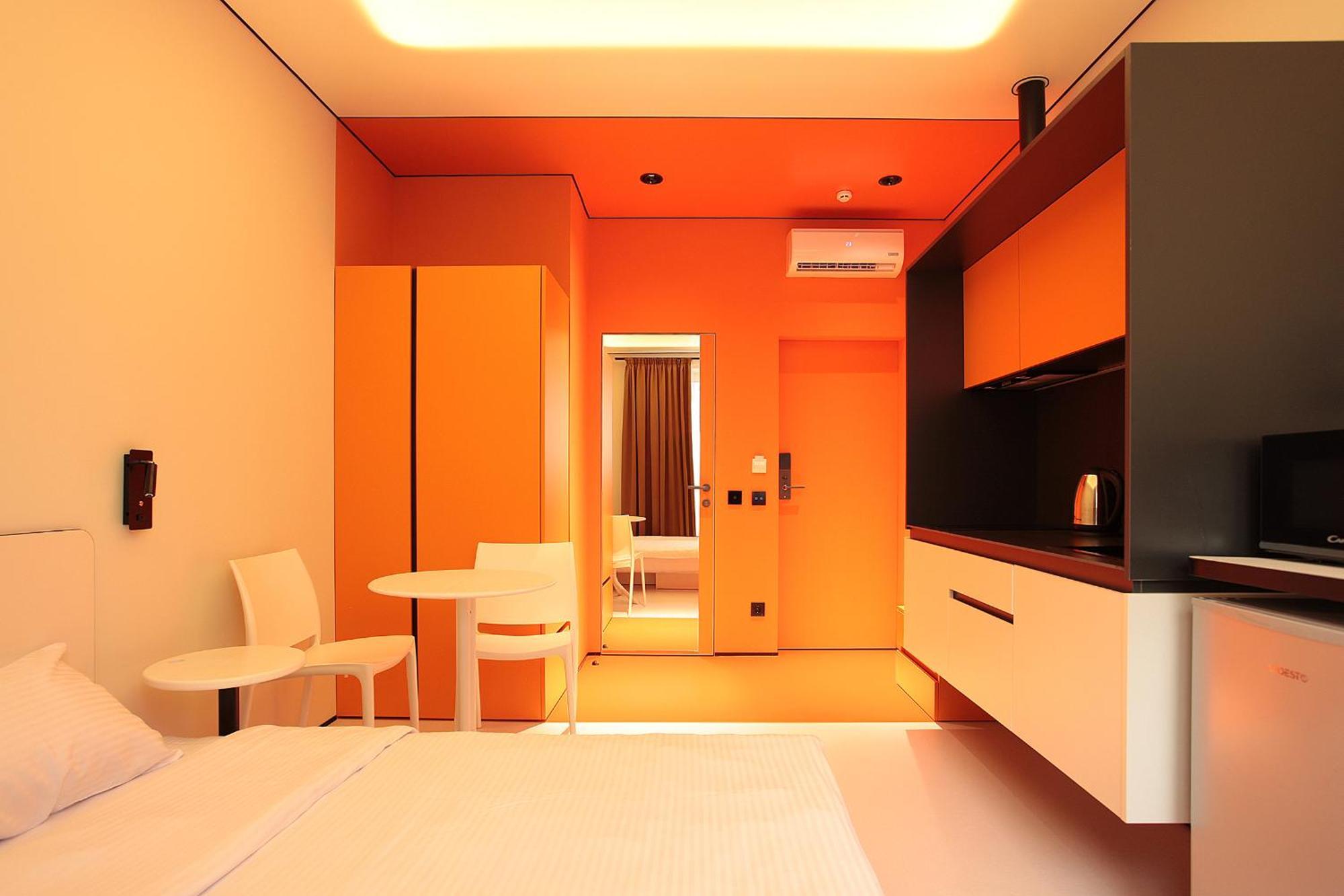 Ultramarinn Hotel Odessa Esterno foto